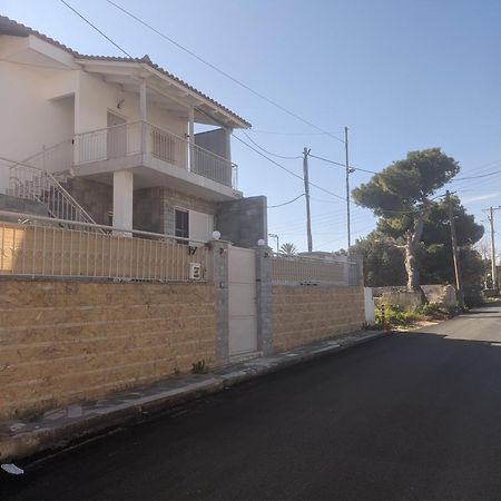 La Vita Apartments-Near Airport & Sea Artemida  Luaran gambar