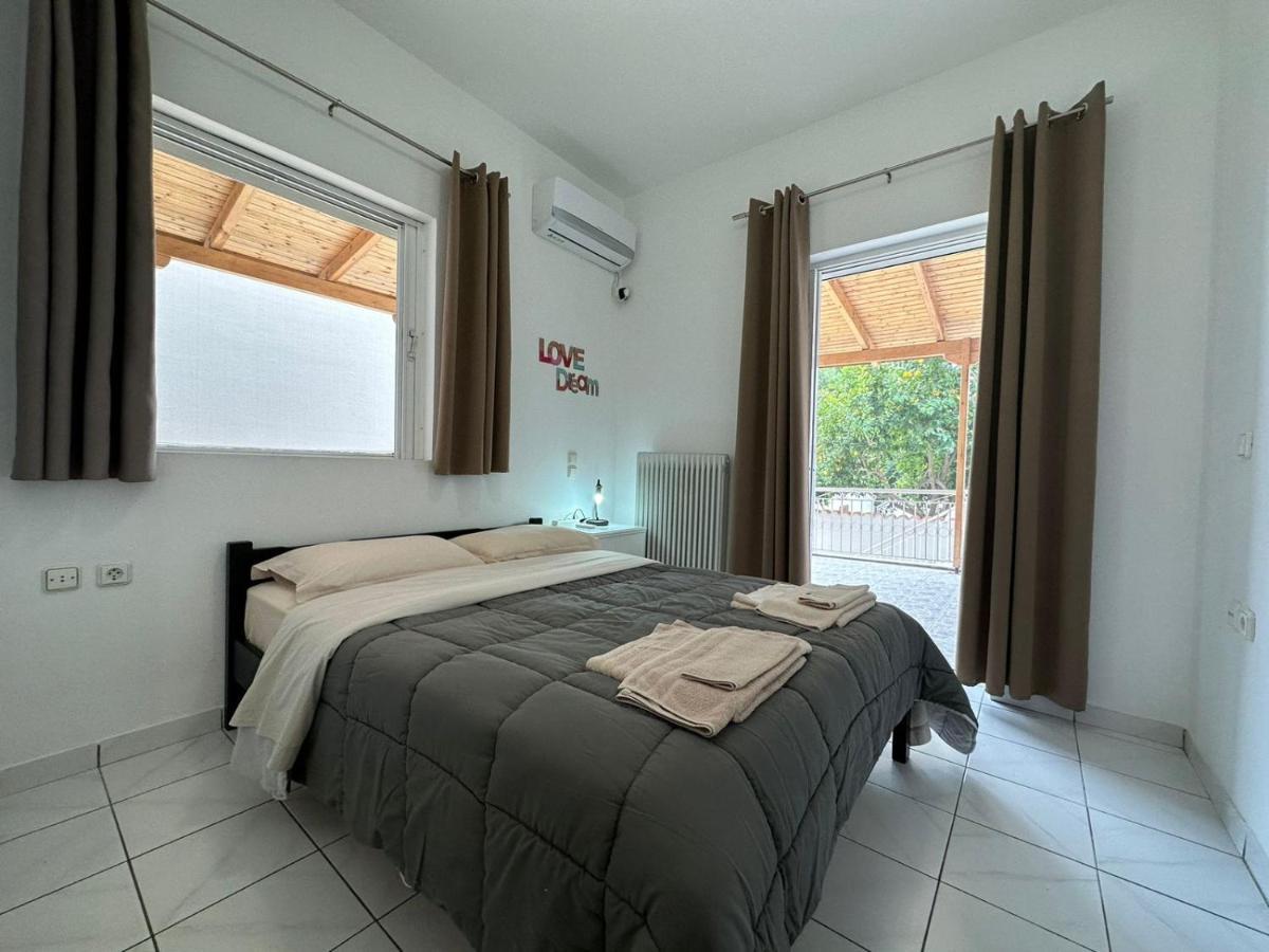 La Vita Apartments-Near Airport & Sea Artemida  Luaran gambar
