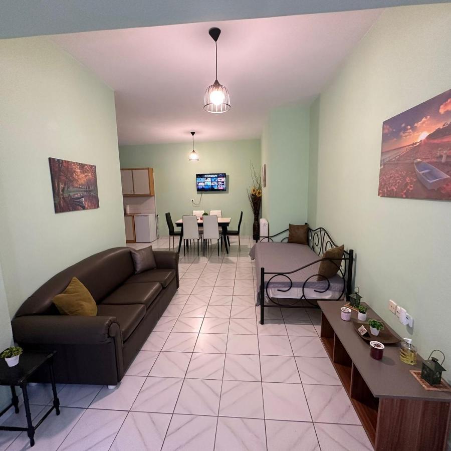 La Vita Apartments-Near Airport & Sea Artemida  Luaran gambar