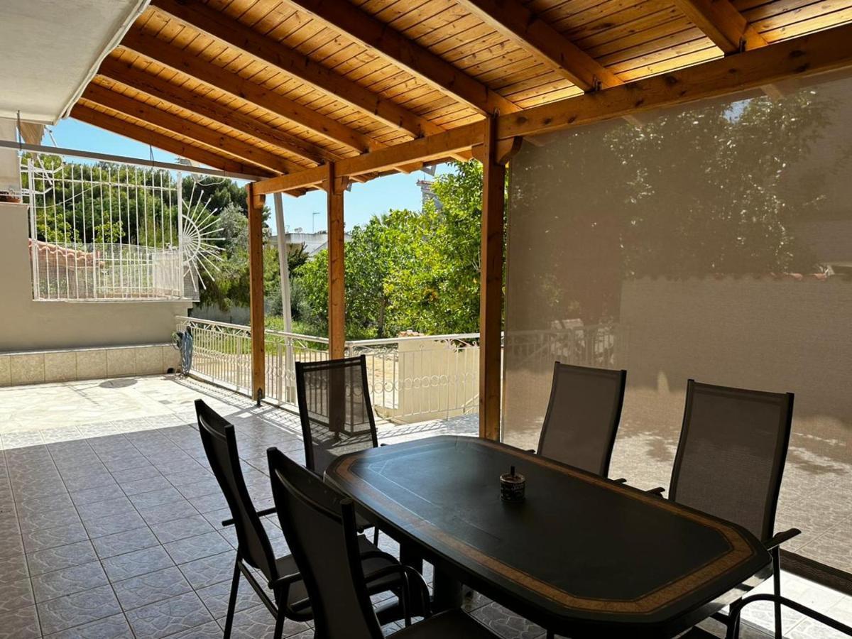 La Vita Apartments-Near Airport & Sea Artemida  Luaran gambar