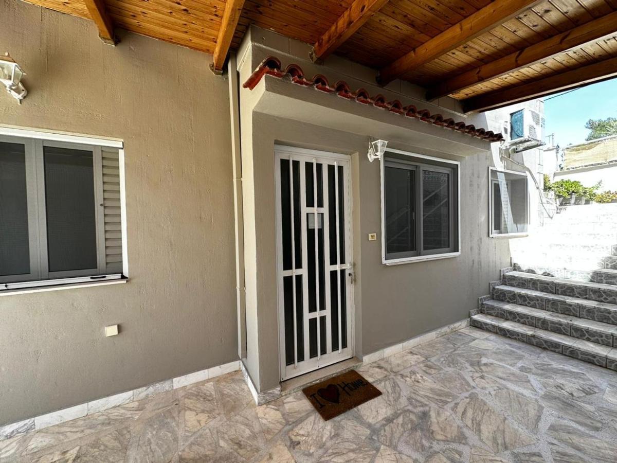La Vita Apartments-Near Airport & Sea Artemida  Luaran gambar