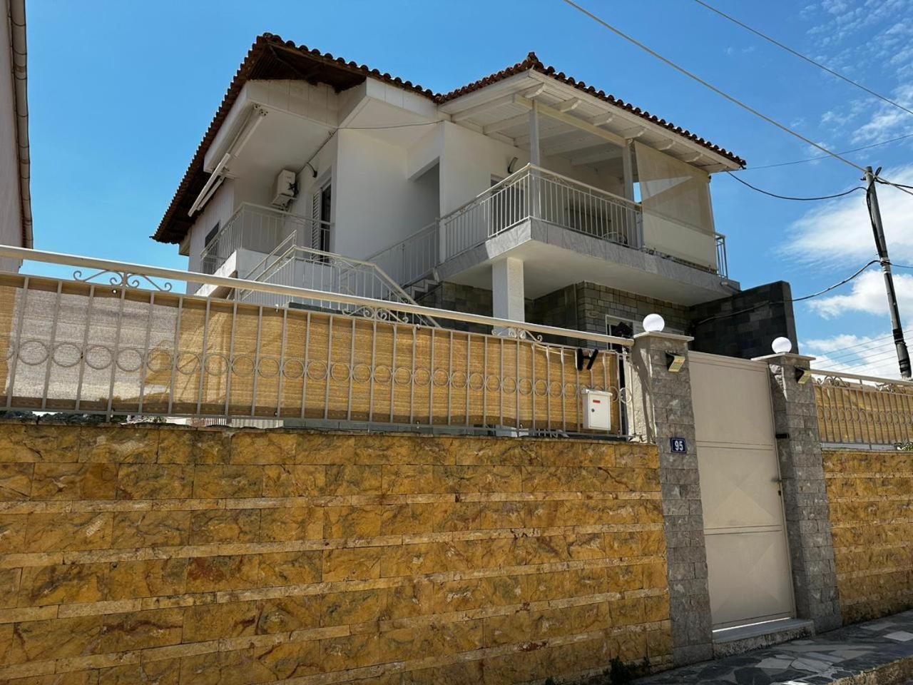 La Vita Apartments-Near Airport & Sea Artemida  Bilik gambar